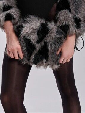 Faux Fur Wrislet